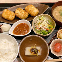 北新地 君しま - カニクリームコロッケ御膳