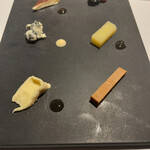 レフェルヴェソンス - チーズ盛り合わせ