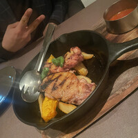 スミレオオサカ - 