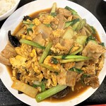 吉満飯店 - 豚肉と木耳と玉子の炒め定食