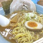 一心亭 - ラーメンの太麺！一応太麺です！