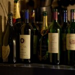 でじゃヴ - ドリンク写真:ﾃﾞｲﾘｰﾜｲﾝから特別な1日に相応しい1本まで当店ソムリエがセレクトいたします。