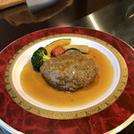 SHINO - 佐賀牛たっぷり煮込みハンバーグ