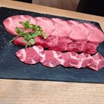 Yokohama Yakiniku Kintan - 牛タン３種