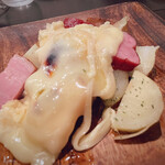 NINE Wine&Cheese Dining - 