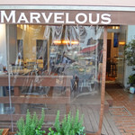 マーヴェラス 白金店 - シンプルなセッティング