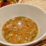 Inaniwa Udon Hachiyoshi - 特製鴨出汁。優しさがありながらコクもあるお味です！