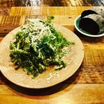 文化商店 - 春菊サラダ(600円)