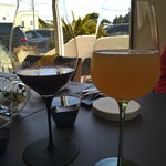 プレゼンテ スギ - 初めに飲んだお飲み物　左SugiのアーニマシリーズNo1　　右　Sugiのジンジャーエール