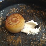 プレゼンテ スギ - 〜じゃがバター〜　ジャガイモを桂剥きして再構築　バターとトリュフで