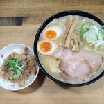 麺屋 奏 - 脂めしと濃厚鶏そば大盛り