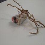 プレゼンテ スギ - 塩味の極細チュロスと自家製求肥と苺と小豆のマリアージュ