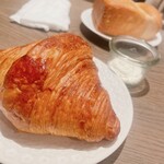 RACINES Boulangerie & Bistro - 