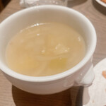 RACINES Boulangerie & Bistro - 