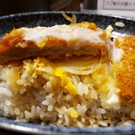 199477822 - かつ丼の断面