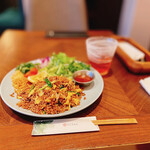 ASIAN DINING SEANA - ベトナム風炒飯