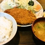 お食事の店 すず - メンチカツ定食700円