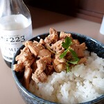 Torisoba Tsutsumi - 鶏丼ちょっとおもてたんとちゃう