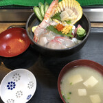 水天 - 活きいき海鮮地魚丼¥1600