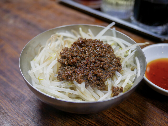 Tokyo Gyoza Ro Sangenchaya Ten photo 5