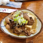 伊勢元 - 煮込み(330円)