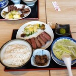 牛たん炭焼 利久 - 料理写真: