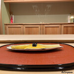 御料理 寺沢 - ホワイトアスパラにキャビアを黄味酢とともに