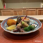 御料理 寺沢 - 真魚鰹の西京焼､蓬麩の田楽､ボタン海老の海鼠子和え､煮鮑､菜花､蛍烏賊梅煮､毛蟹コロッケ