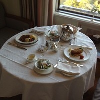 帝国ホテル 大阪 - ルームサービスにて夕食