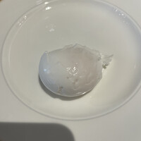 オールデイダイニングオーキッド - 朝食ビュッフェ６０００円。ポーチドエッグ。席まで運んでいただきました。白身がしっかりしているので、お箸で持ち上げ可能です。密かな名物だと思っています（╹◡╹）