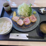 Tonkatsu yonjuu sanban - ヒレ御膳　1,600円（税込）すごく柔らかかったです！