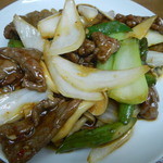 中華料理 新三陽 - 牛肉の豆板醤炒め