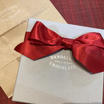 ダンデライオン・チョコレート - 可愛いリボン付きの箱　(◍︎•ᴗ•◍︎)