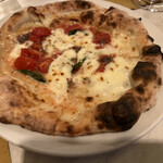 Pizzeria Bakka M'unica - マルゲリータスペシャル？