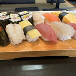 とも寿司 - 料理写真:おすすめにぎり （ランチ）