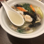 上海小籠包厨房阿杏 - スープ