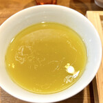 コトノハ - こんぶ昆布水つけそば(大盛り)のスープ