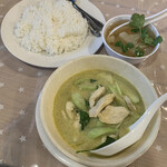 イーサン食堂 - ランチセット 鶏とナスのグリーンカレー(ゲーンキョウワンガイ) 野菜スープとデザート付き¥1000