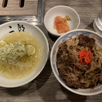 焼肉&手打ち冷麺 二郎 KANAYAMA - 