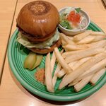 レイヤーズ 丸の内 本店 - 