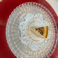 ラ・グランターブル ドゥ キタムラ - 【お口取り(Amuse)】
                    玉葱のキッシュ
                    