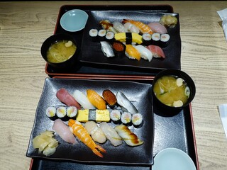 Sushi Yuuraku - 大漁盛