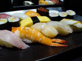 Sushi Yuuraku - 大漁盛