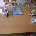 鉢石宿コーヒー処 - テーブル席　卓上