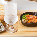 cafe Hanamori - ドリンク写真:エビージョ＆バケット＆レモンサワー