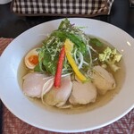 麺s' ダイニング 司 - 鶏塩ラーメン¥900
