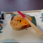 Ueda - 鰆の焼き物は塩であっさり。脂はあまり感じない。はじかみは大分浸けてありました。