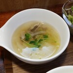 キッチン ブルー グローブ - キャベツスープのアップ