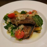 Trattoria Le Porte - ジューシーなサバのムニエル さっぱりとした新玉ネギのソース