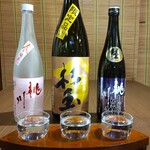 Tabisaron Umikko Hachinohe - 桃川限定酒のみ比べ